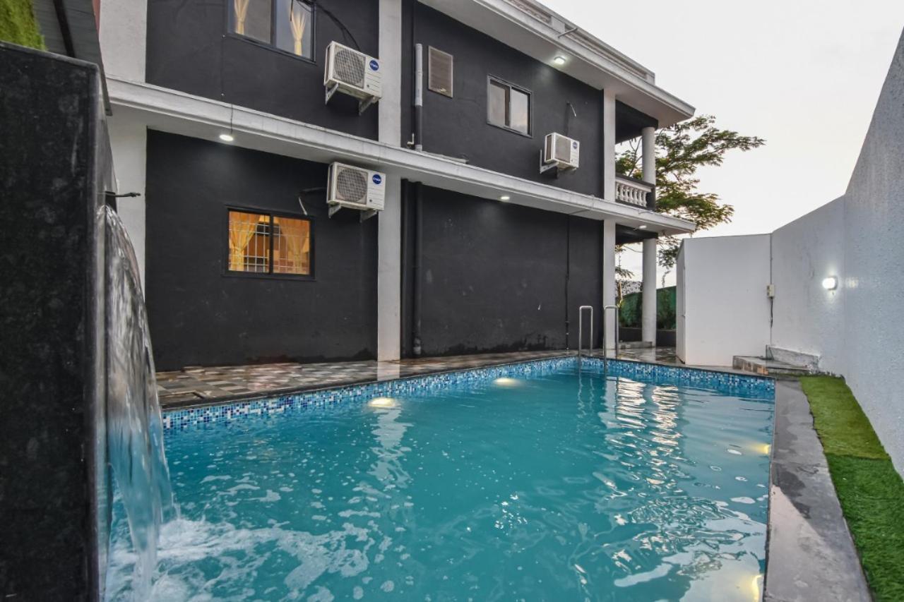 Empyrean Stay Ll 3Bhk Ll Jaguar Villa Ll Ac Ll Pvt Pool Ll Luxury Lonavala Kültér fotó